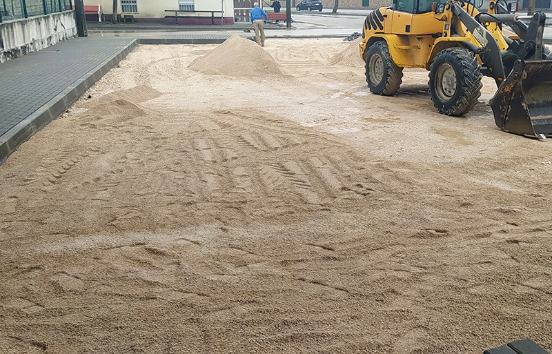Parque de estacionamento - Outeiro da Fonte