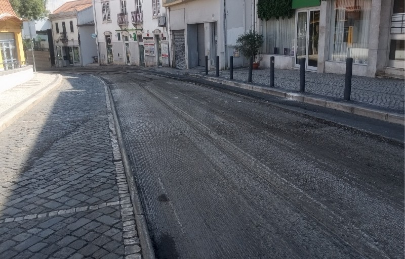Pavimentação da via – Rua Machado dos Santos, Leiria